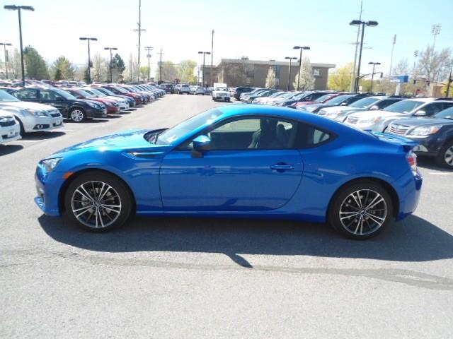 Subaru BRZ 2013 photo 2
