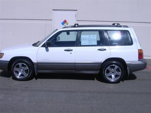 Subaru Forester 1998 photo 2