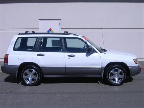 Subaru Forester 1998 photo 4