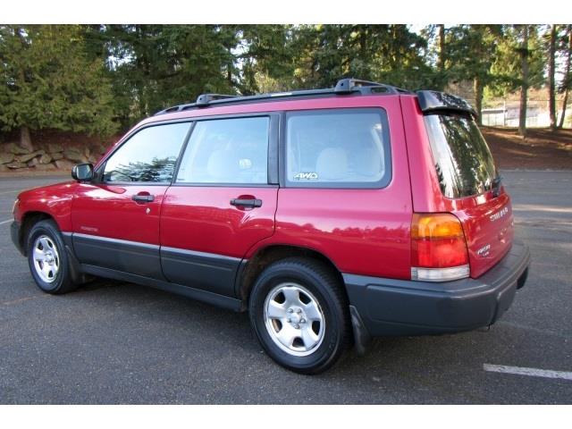 Subaru Forester 1998 photo 3