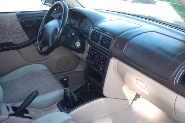 Subaru Forester 1998 photo 13
