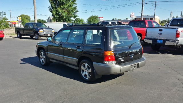 Subaru Forester 1998 photo 2