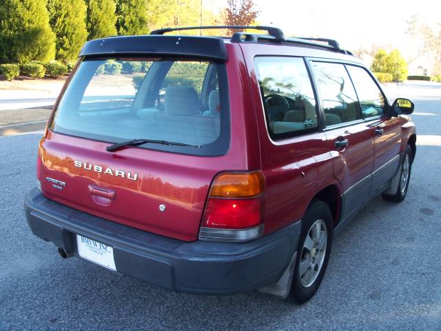 Subaru Forester ESi Sport Utility