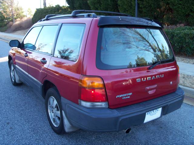 Subaru Forester 1998 photo 1