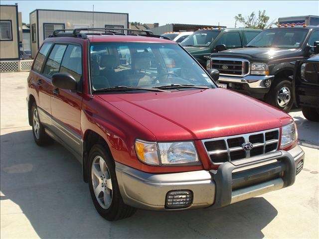 Subaru Forester 1998 photo 1