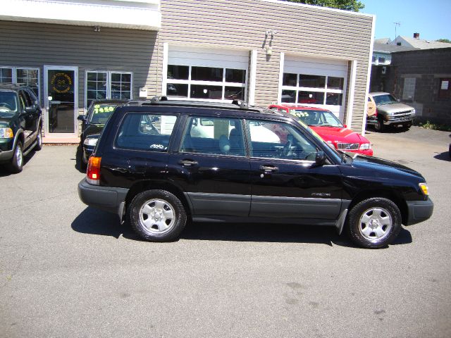 Subaru Forester ESi SUV