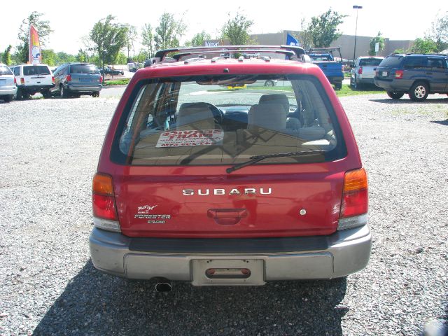Subaru Forester 1999 photo 1