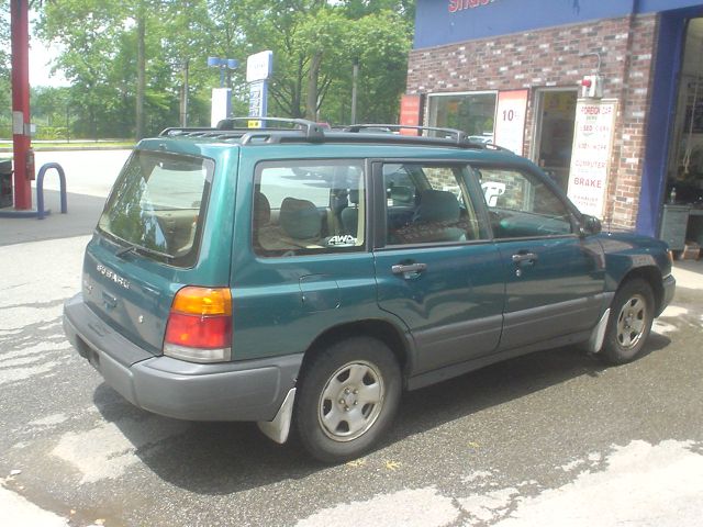 Subaru Forester 1999 photo 3