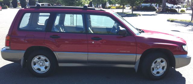 Subaru Forester 1999 photo 4