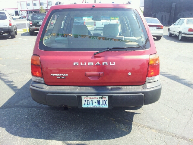 Subaru Forester ESi SUV