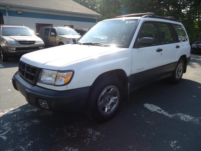 Subaru Forester 2000 photo 4