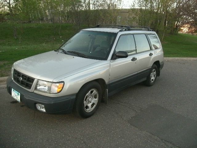 Subaru Forester ESi SUV