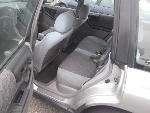 Subaru Forester 2000 photo 1