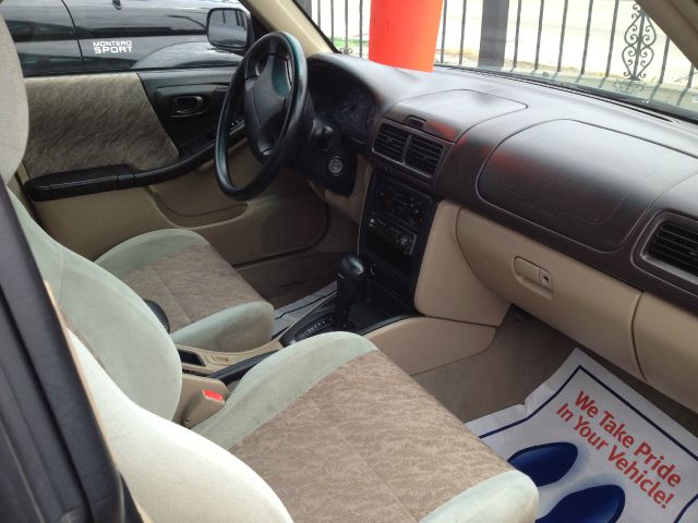 Subaru Forester 2000 photo 3