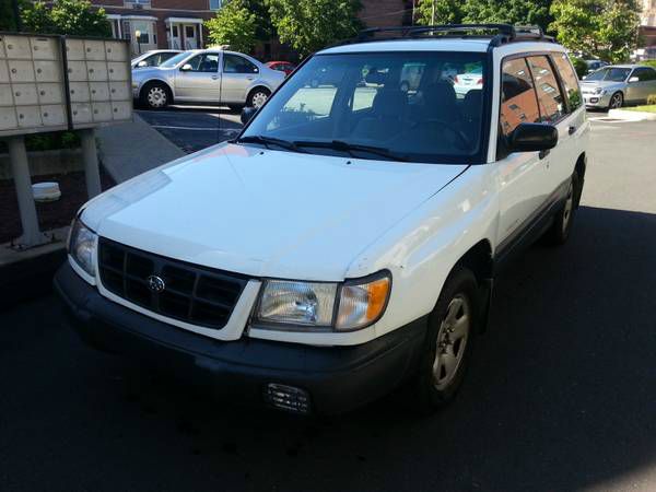 Subaru Forester 2000 photo 5