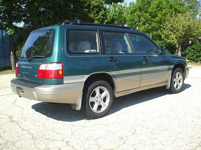 Subaru Forester 2001 photo 13