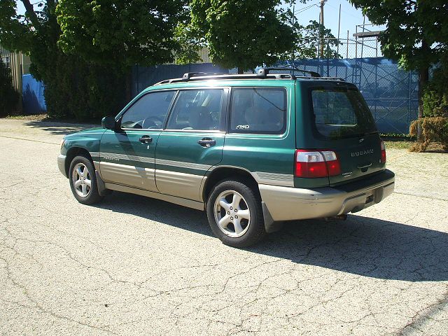 Subaru Forester 2001 photo 8