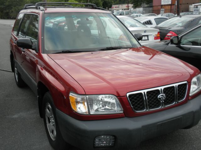 Subaru Forester 2001 photo 1