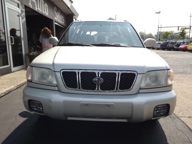 Subaru Forester 2001 photo 4