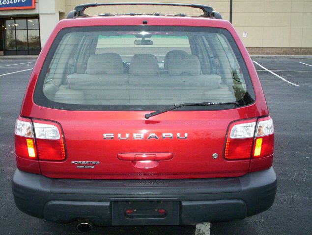 Subaru Forester 2001 photo 4