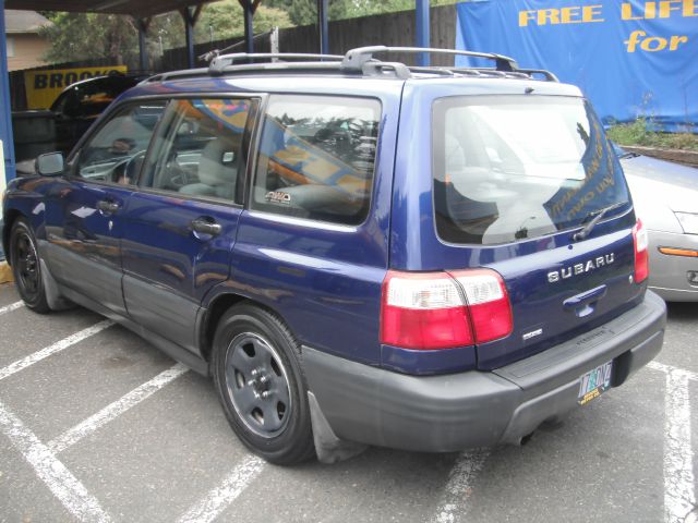 Subaru Forester 2001 photo 3
