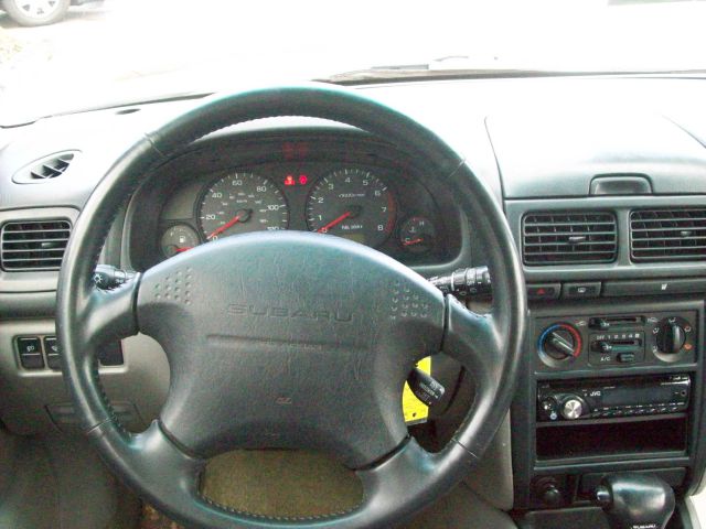Subaru Forester 2001 photo 0