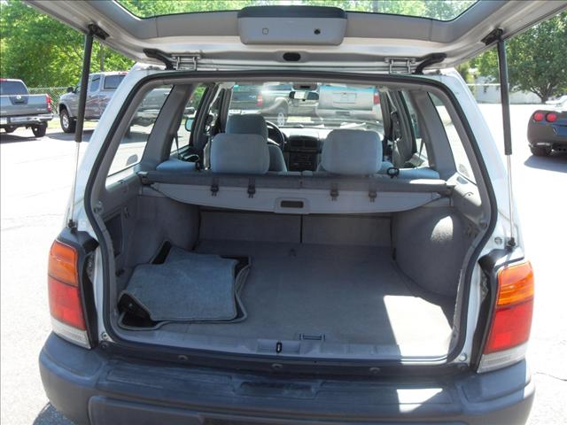 Subaru Forester 2001 photo 3