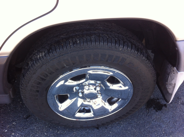 Subaru Forester 2001 photo 1