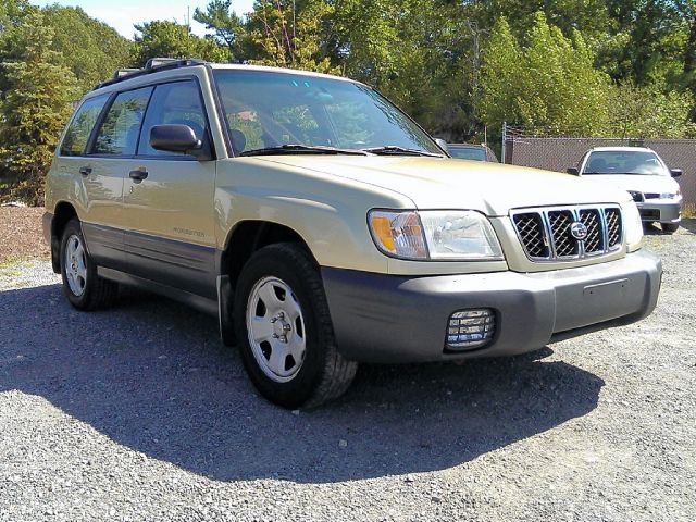 Subaru Forester 2001 photo 1