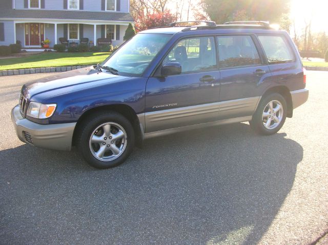 Subaru Forester 2001 photo 3