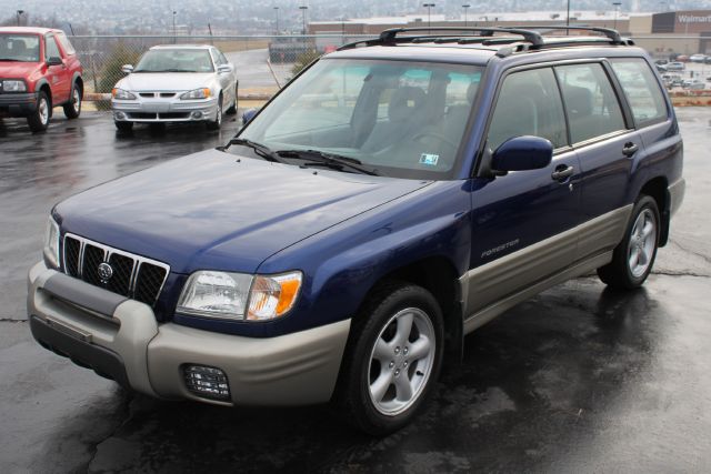 Subaru Forester 2001 photo 4