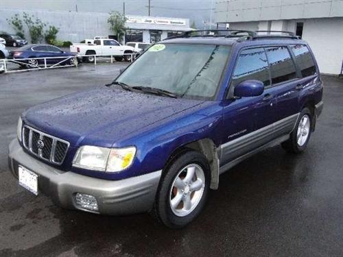Subaru Forester 2002 photo 1