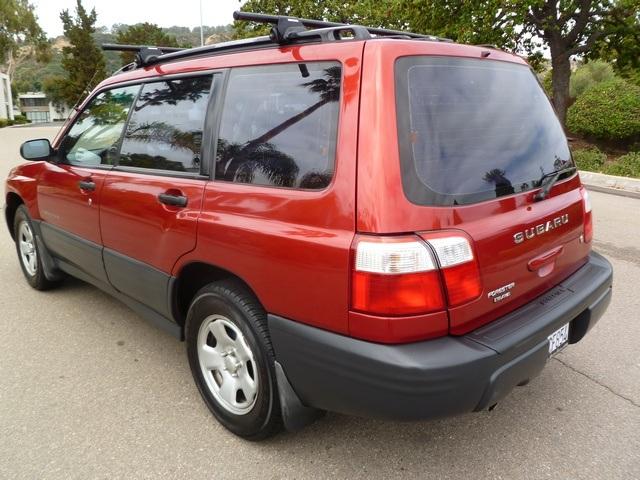 Subaru Forester 2002 photo 2