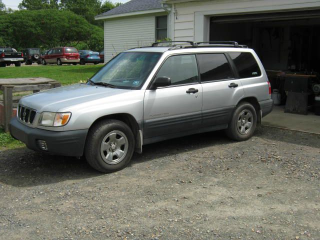 Subaru Forester 2002 photo 1