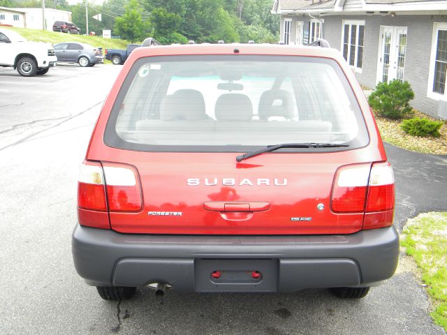 Subaru Forester ESi SUV