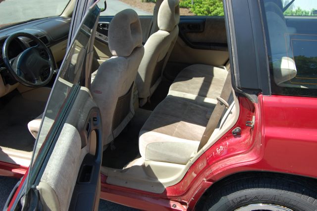 Subaru Forester 2002 photo 2