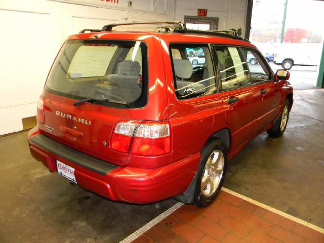 Subaru Forester 2002 photo 4