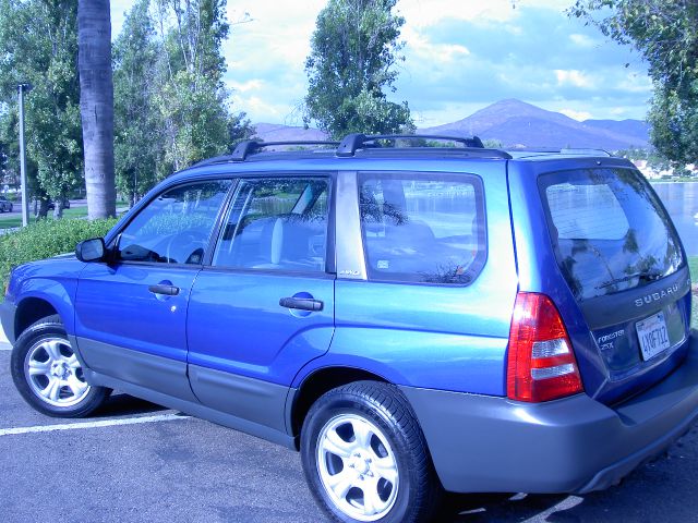 Subaru Forester 2003 photo 1