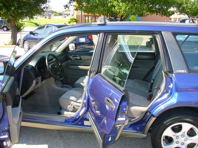 Subaru Forester 2003 photo 1