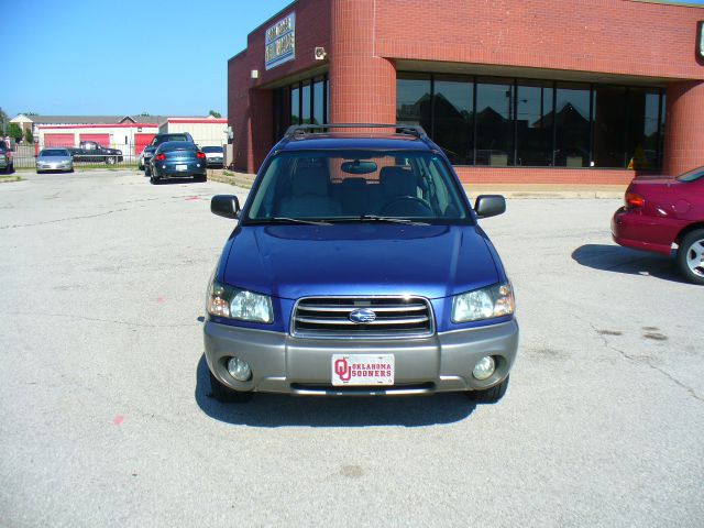 Subaru Forester 2003 photo 2