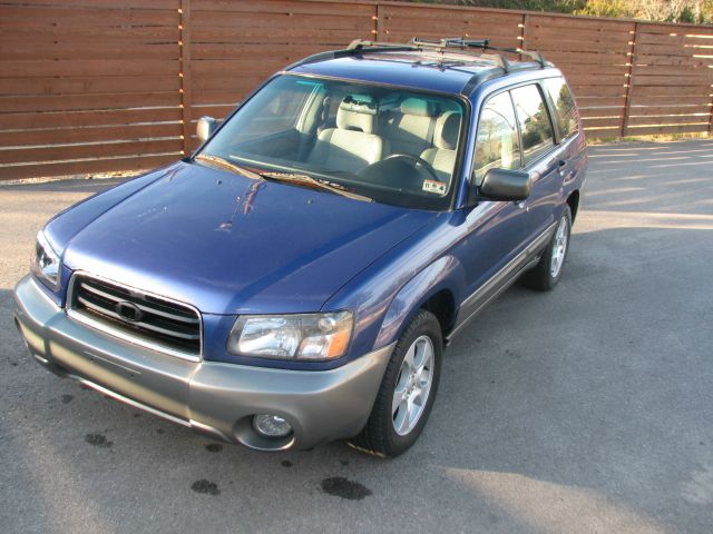 Subaru Forester 2003 photo 2