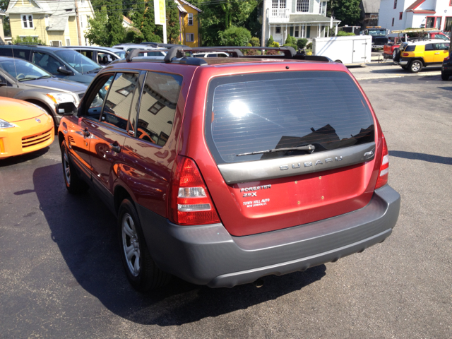 Subaru Forester 2003 photo 2