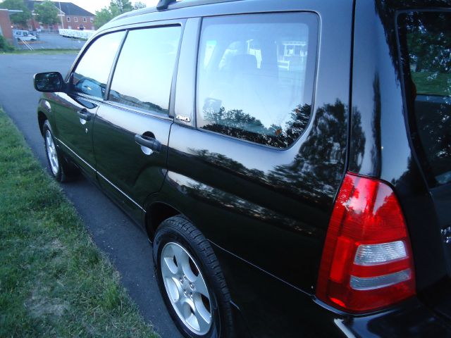 Subaru Forester 2003 photo 17