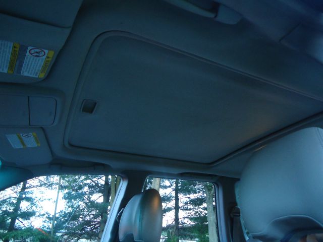 Subaru Forester 2003 photo 25