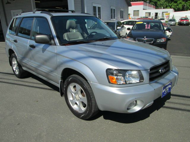 Subaru Forester 2003 photo 1