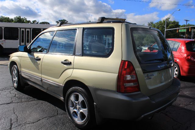 Subaru Forester 2003 photo 1
