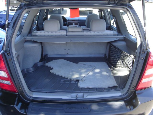 Subaru Forester 2003 photo 8
