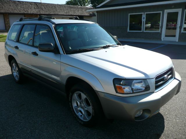 Subaru Forester 2004 photo 4