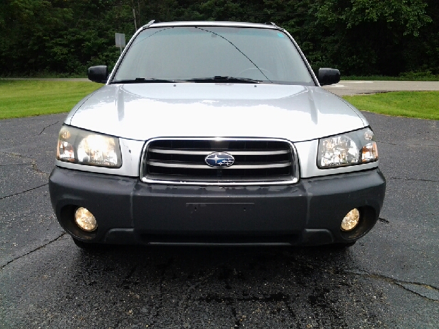 Subaru Forester 2004 photo 3
