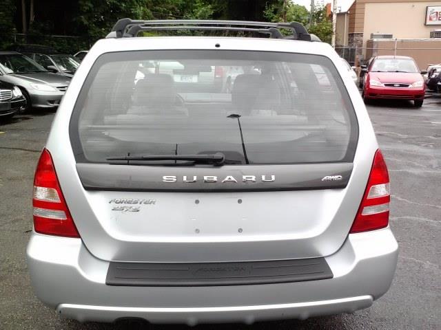 Subaru Forester 2004 photo 1